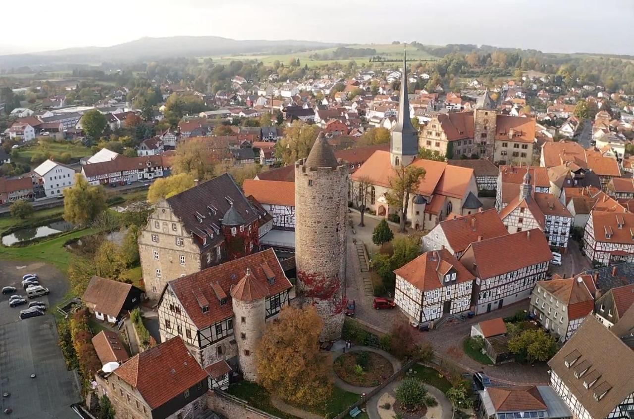 Graefin Anna - Design-Apartment In Der Historischen Hinterburg Schlitz - Nahe Fulda Und Bad Hersfeld Luaran gambar